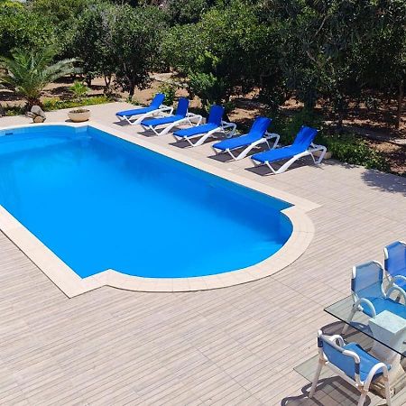 Stunning Villa With Pool, Table Tennis, Table Soccer And A Pool Table Naxxar Ngoại thất bức ảnh