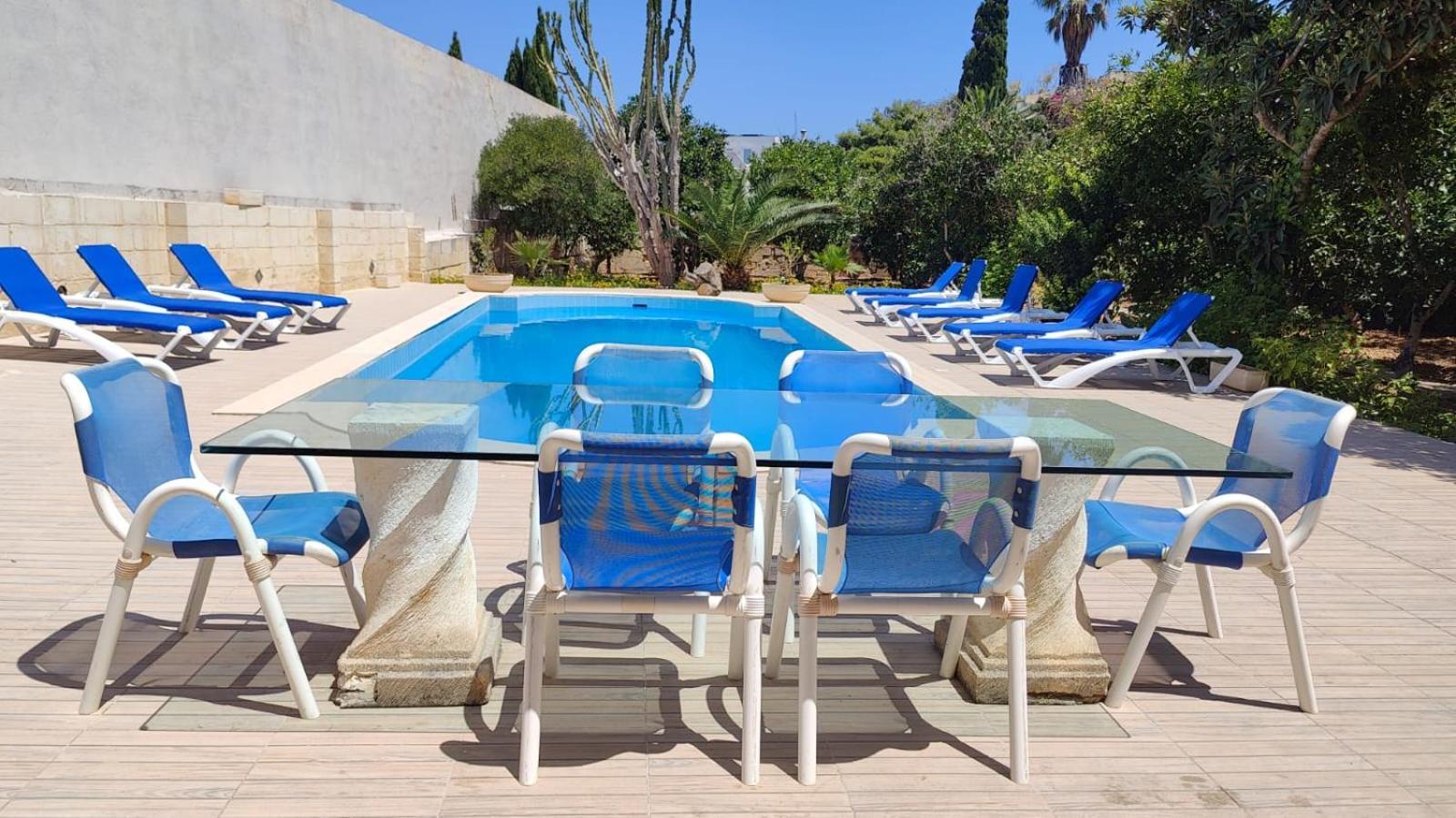 Stunning Villa With Pool, Table Tennis, Table Soccer And A Pool Table Naxxar Ngoại thất bức ảnh